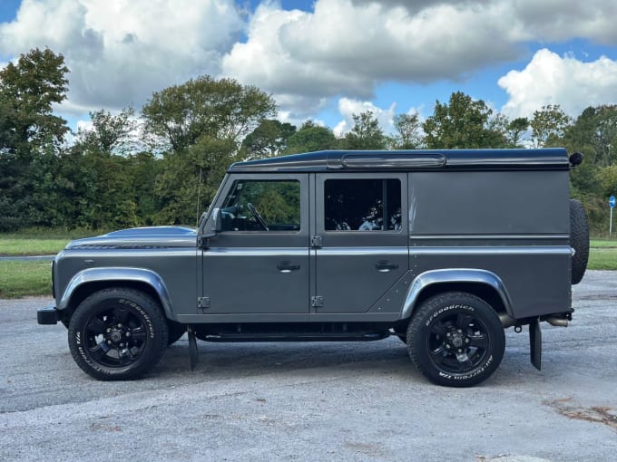 2025 Land Rover Defender 110