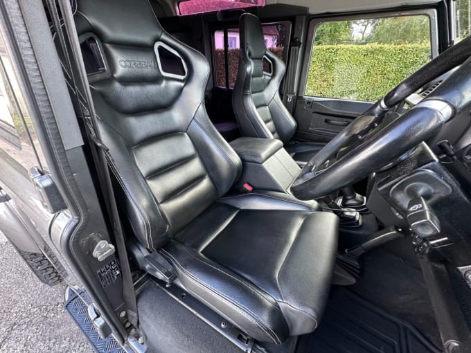 2025 Land Rover Defender 110
