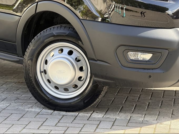 2025 Ford Transit