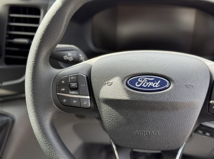 2025 Ford Transit