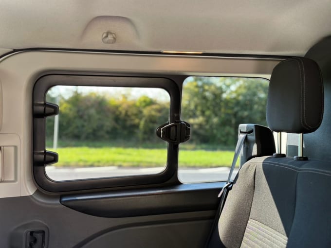 2023 Ford Transit Custom