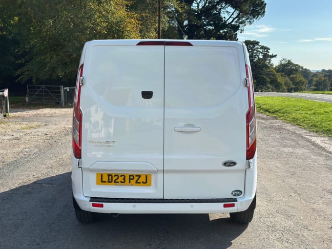 2023 Ford Transit Custom