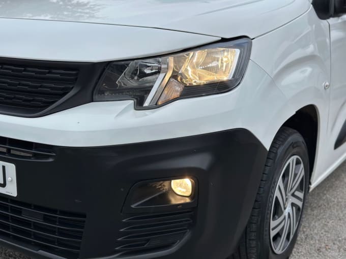 2020 Peugeot Partner