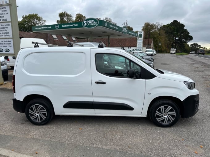 2020 Peugeot Partner