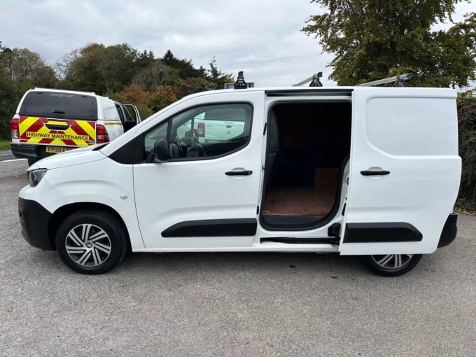 2020 Peugeot Partner