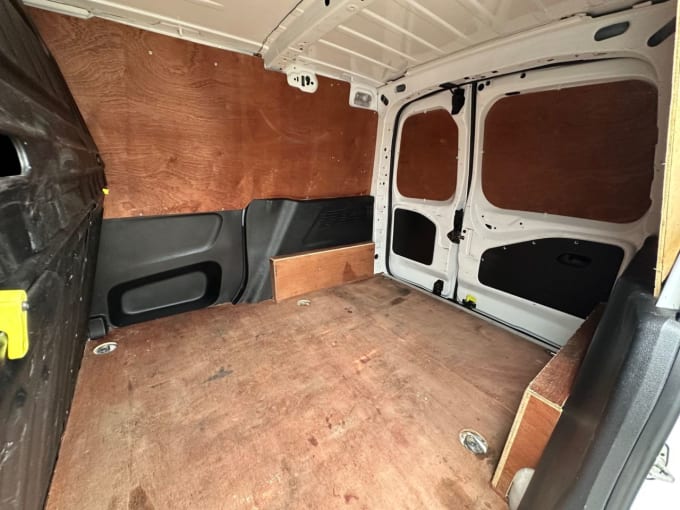 2020 Peugeot Partner