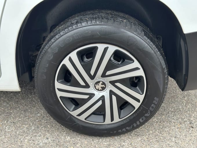 2020 Peugeot Partner