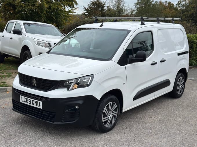 2020 Peugeot Partner