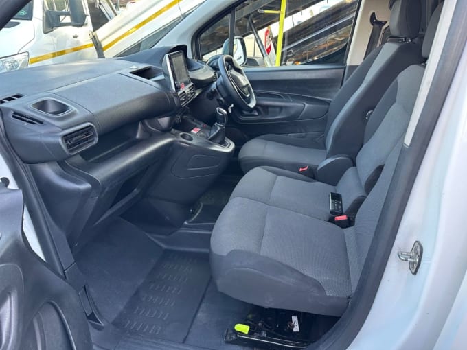 2020 Peugeot Partner