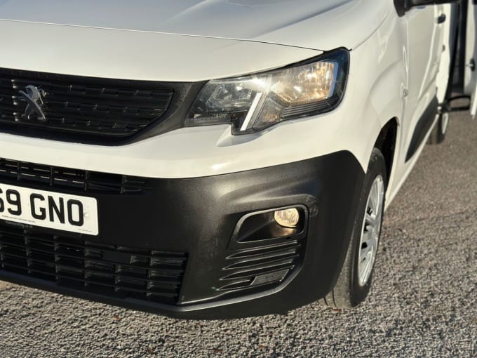 2020 Peugeot Partner
