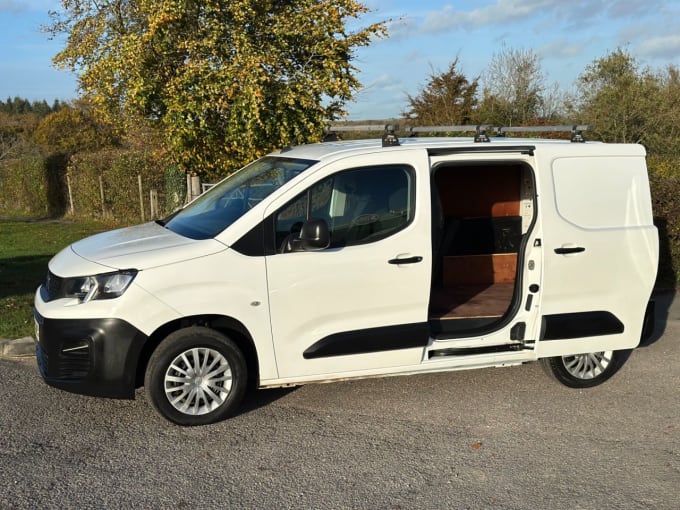 2020 Peugeot Partner