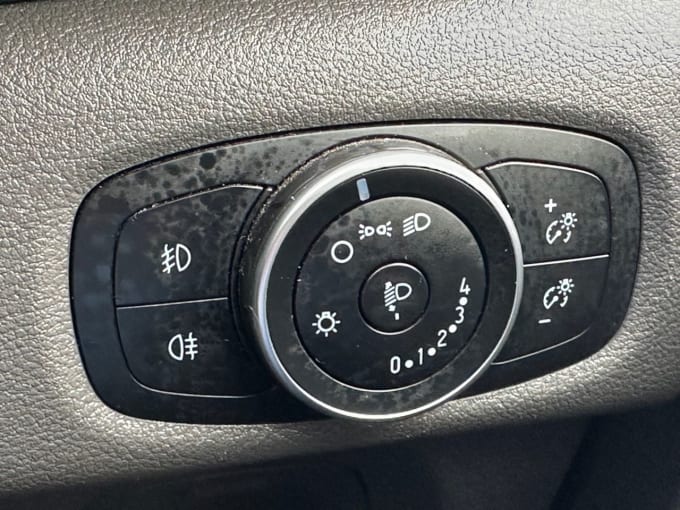 2020 Ford Transit Custom