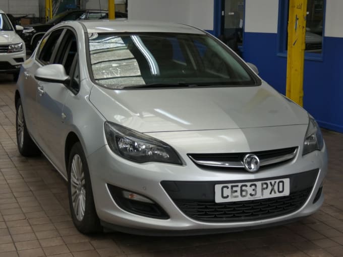 2013 Vauxhall Astra