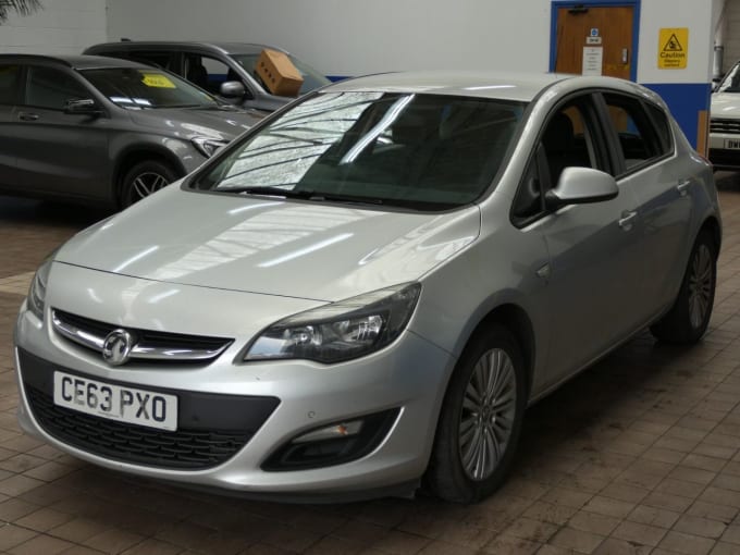 2013 Vauxhall Astra