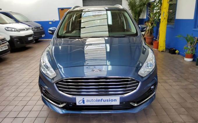 2024 Ford Galaxy