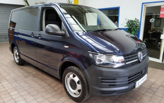 2024 Volkswagen Transporter Shuttle