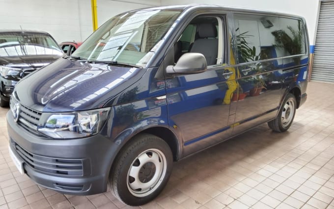 2024 Volkswagen Transporter Shuttle