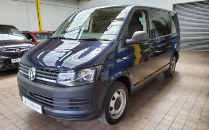 2024 Volkswagen Transporter Shuttle