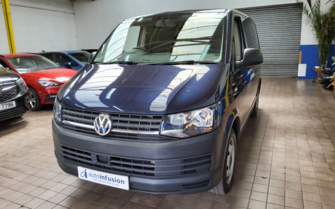 2024 Volkswagen Transporter Shuttle