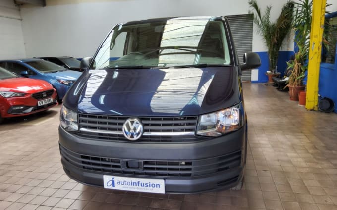 2024 Volkswagen Transporter Shuttle