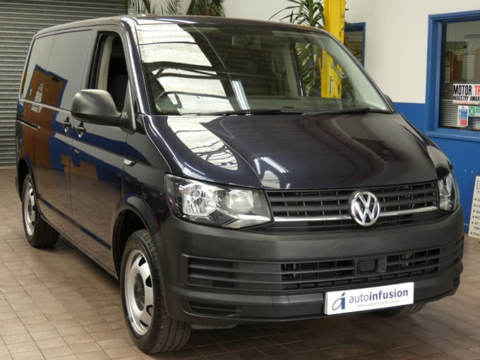 2024 Volkswagen Transporter Shuttle