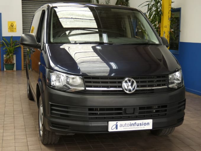 2024 Volkswagen Transporter Shuttle