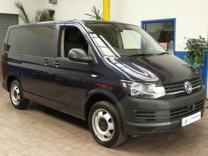 2024 Volkswagen Transporter Shuttle