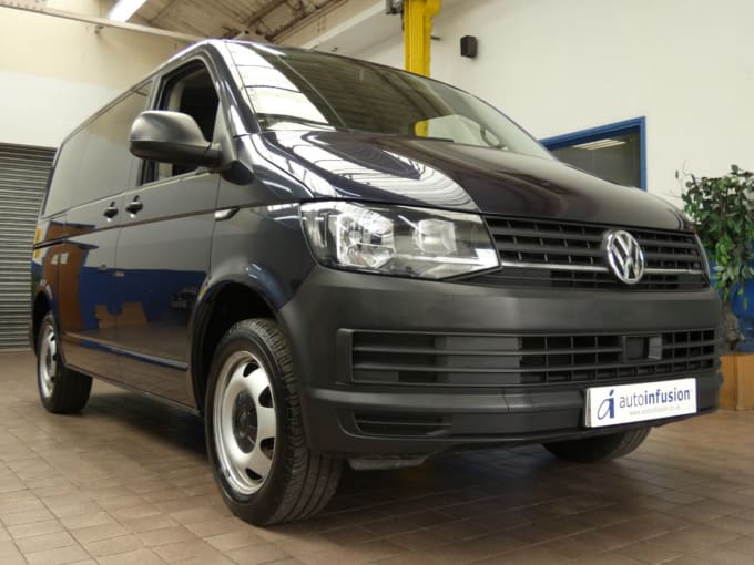 2024 Volkswagen Transporter Shuttle