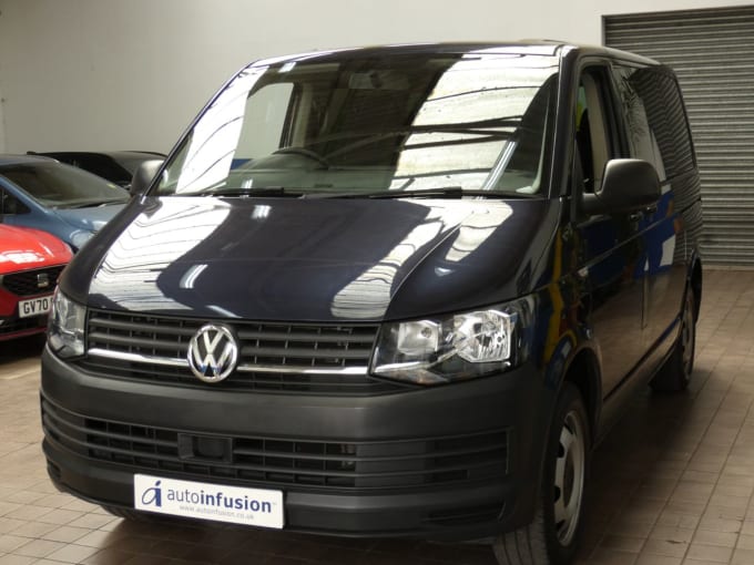 2024 Volkswagen Transporter Shuttle