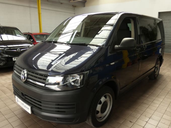 2024 Volkswagen Transporter Shuttle