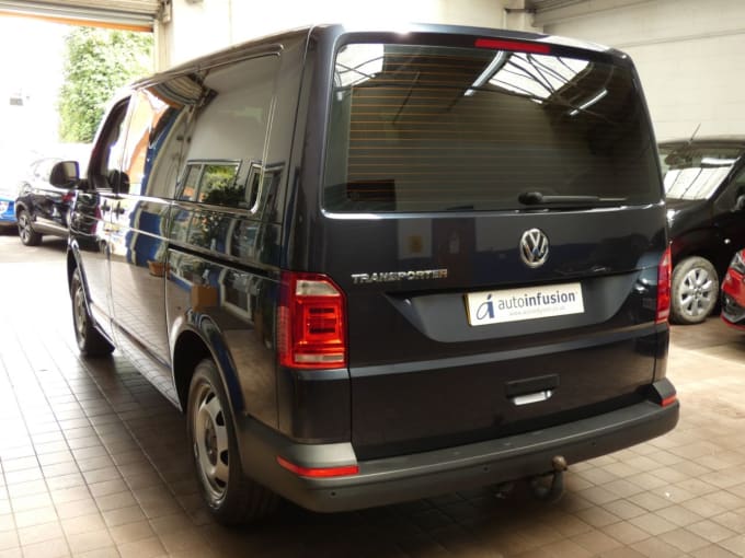 2024 Volkswagen Transporter Shuttle