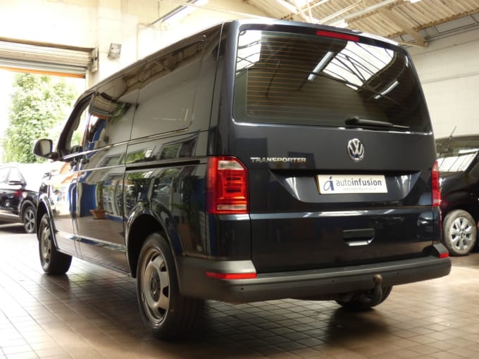 2024 Volkswagen Transporter Shuttle