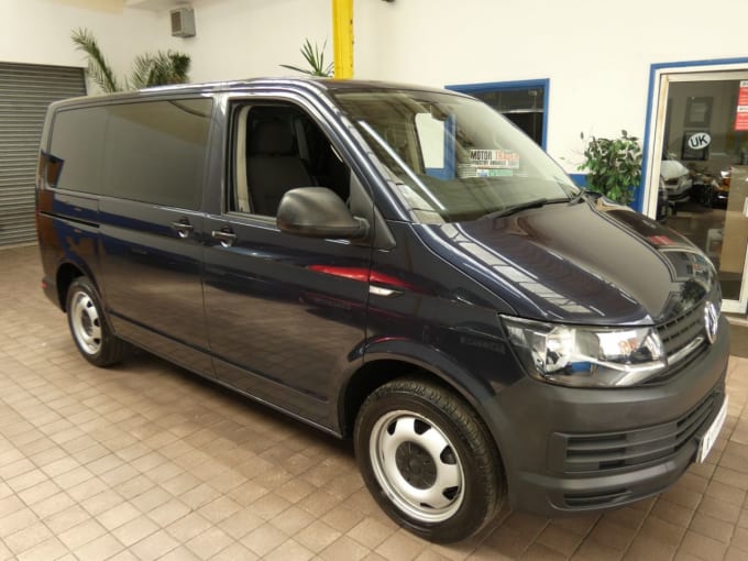 2024 Volkswagen Transporter Shuttle