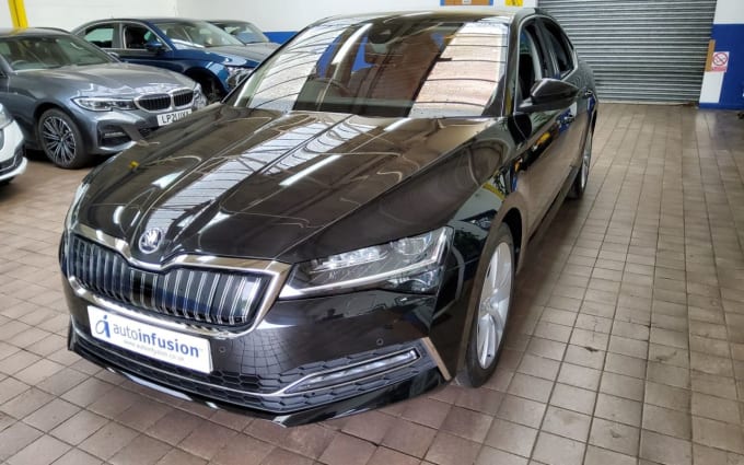 2025 Skoda Superb