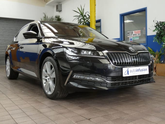 2025 Skoda Superb