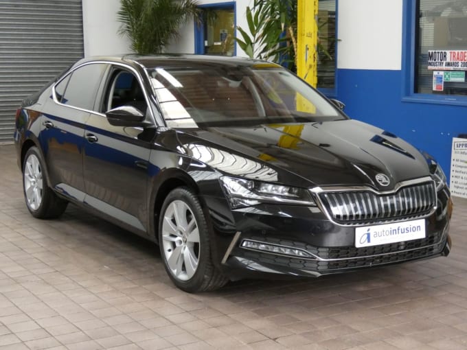 2025 Skoda Superb