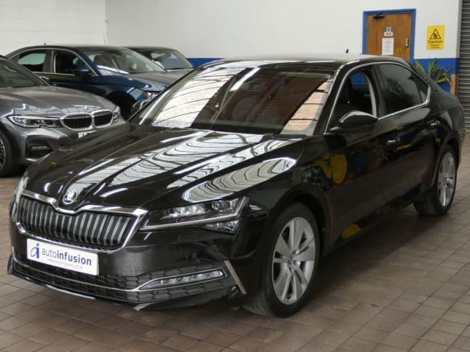 2025 Skoda Superb