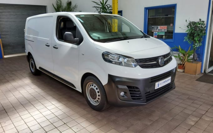 2024 Vauxhall Vivaro