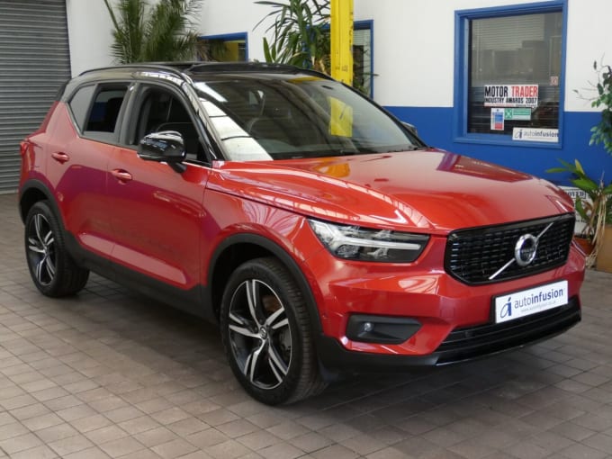 2024 Volvo Xc40