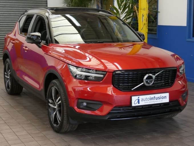 2024 Volvo Xc40