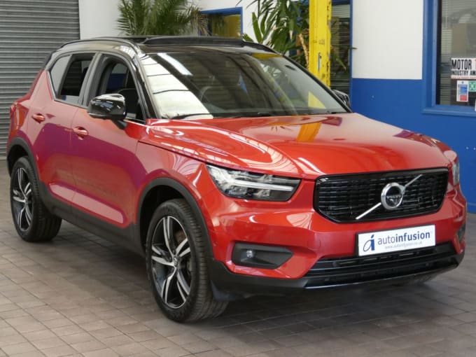 2024 Volvo Xc40