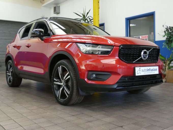 2024 Volvo Xc40