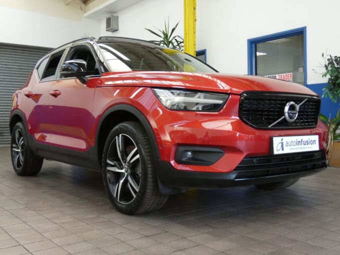 2024 Volvo Xc40