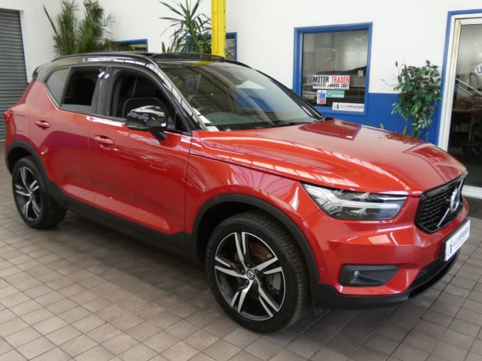 2024 Volvo Xc40