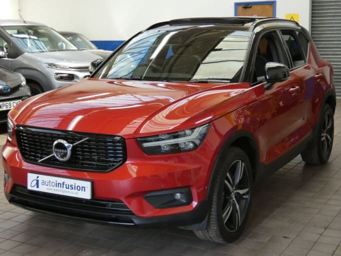 2024 Volvo Xc40