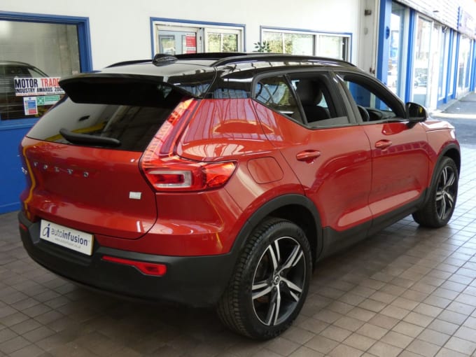 2024 Volvo Xc40