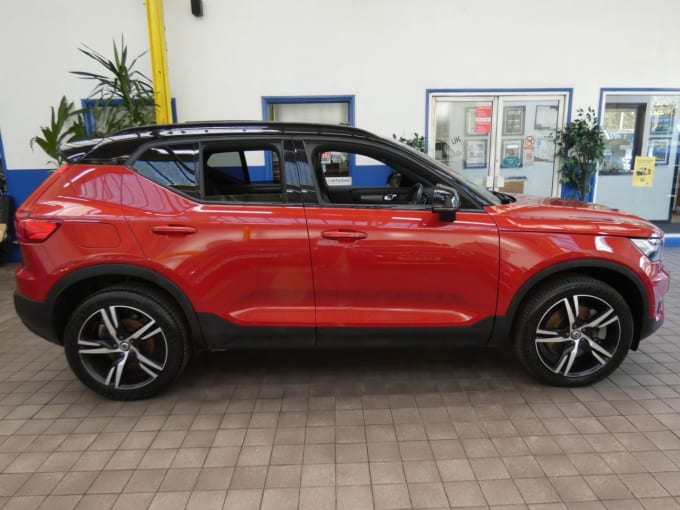 2024 Volvo Xc40