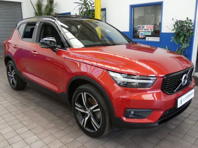 2024 Volvo Xc40