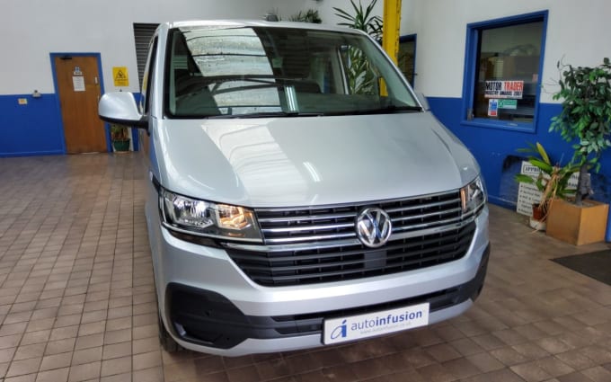 2024 Volkswagen Transporter Shuttle