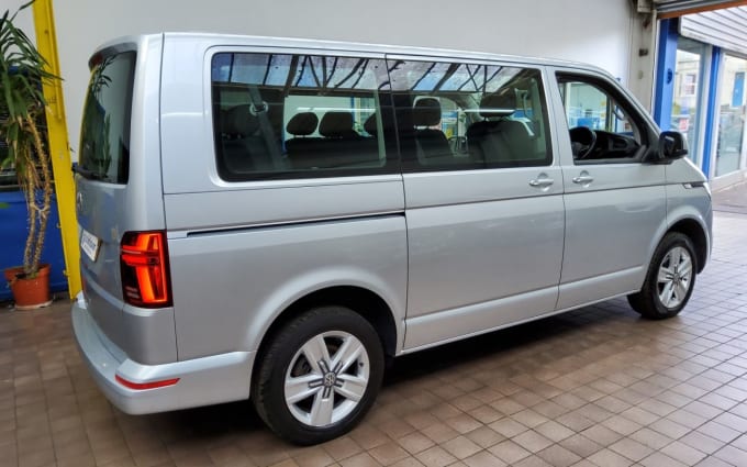 2024 Volkswagen Transporter Shuttle